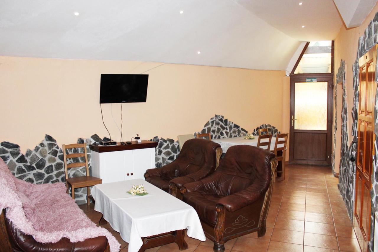 Apartmany St. Maria Staré Hory Buitenkant foto